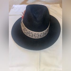 PacSun hat.
